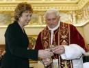 Мері Макеліз, президент Ірландії, у Бенедикта XVI