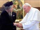 Британська Королева Єлизавета у Івана Павла ІІ, 17.10.2000